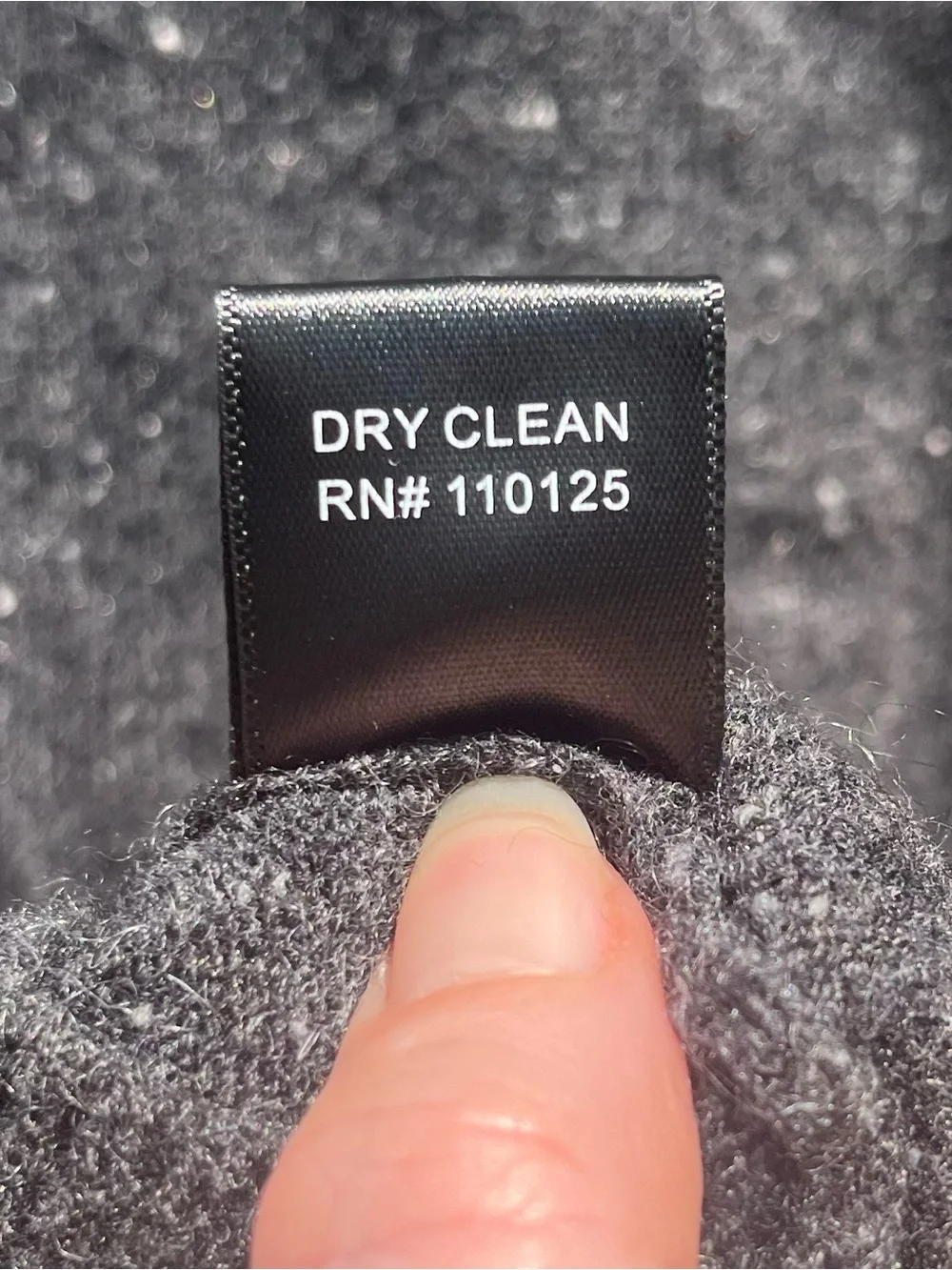 Qi Cashmere Men’s Charcoal Gray 1/4 Zip Pullover Sweater Size L Luxury Preppy